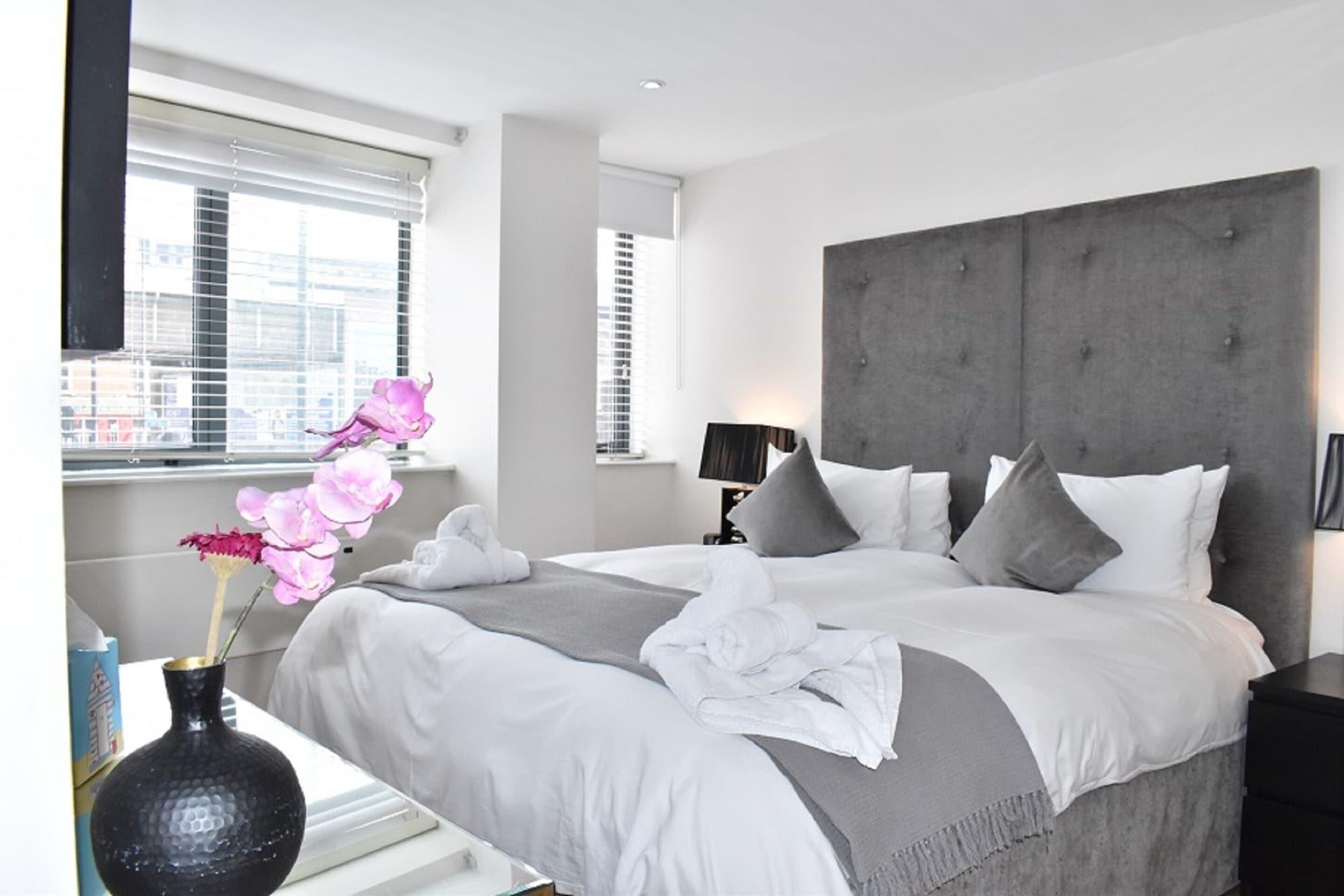 Chelsea Bridge apartamentos Londres Exterior foto